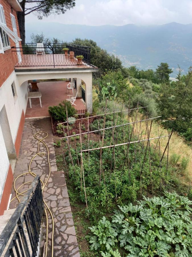 Casa Vacanza Villa Patrizia Follo Alto 외부 사진